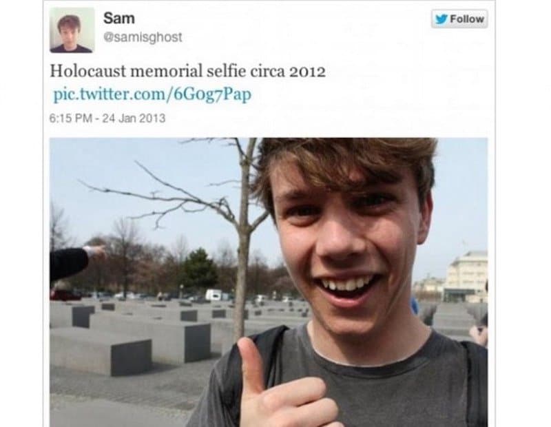 Awful Selfies Taken At The Most Inappropriate Moments 