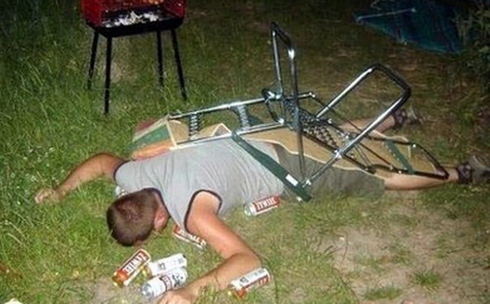 20-of-the-funniest-photos-of-drunk-peopl