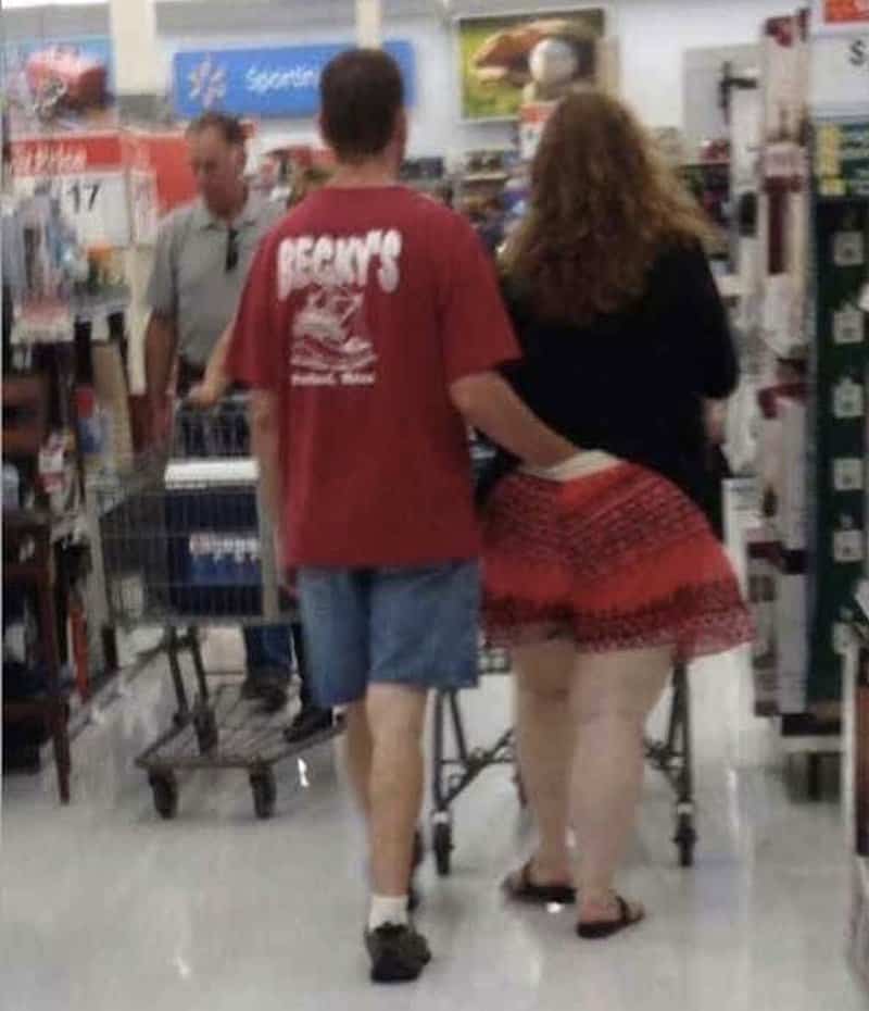 15 Horny Couples That Forgot They Were In Public-4099