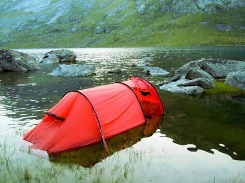 10 Hilarious Pictures Of Camping Fails